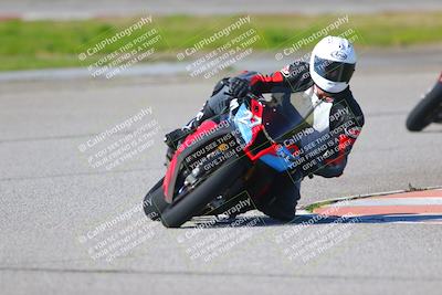 media/Jan-20-2023-Fastrack Riders (Fri) [[f2ad32aba3]]/Private/session 4 turn 6/